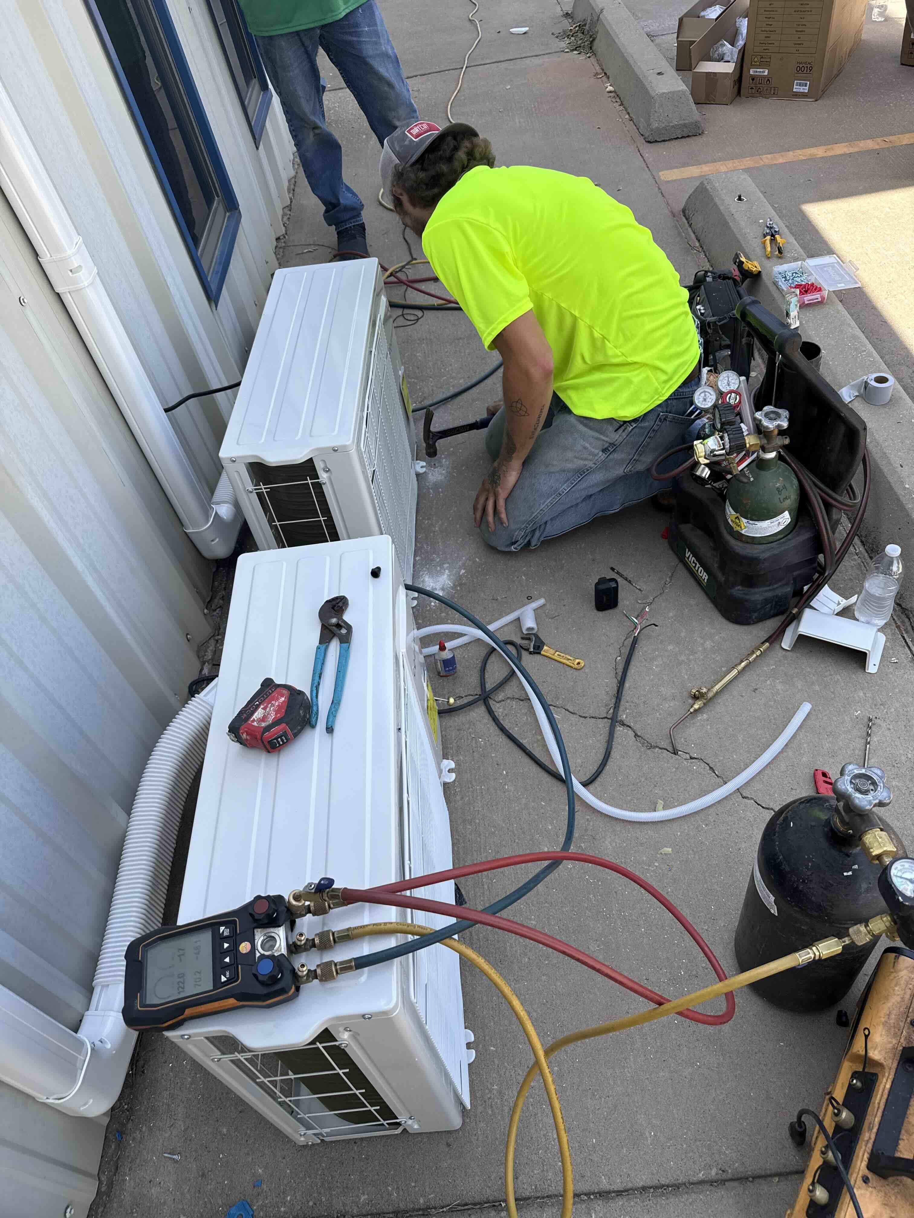 Direct Air heat pump installation