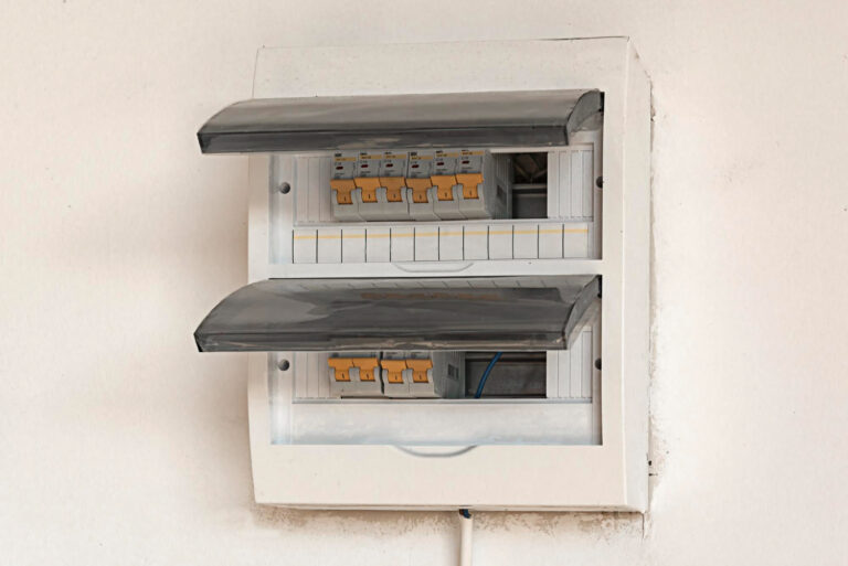 Why Your AC Circuit Breaker Keeps Tripping in Oklahoma City 6 AC circuit breaker